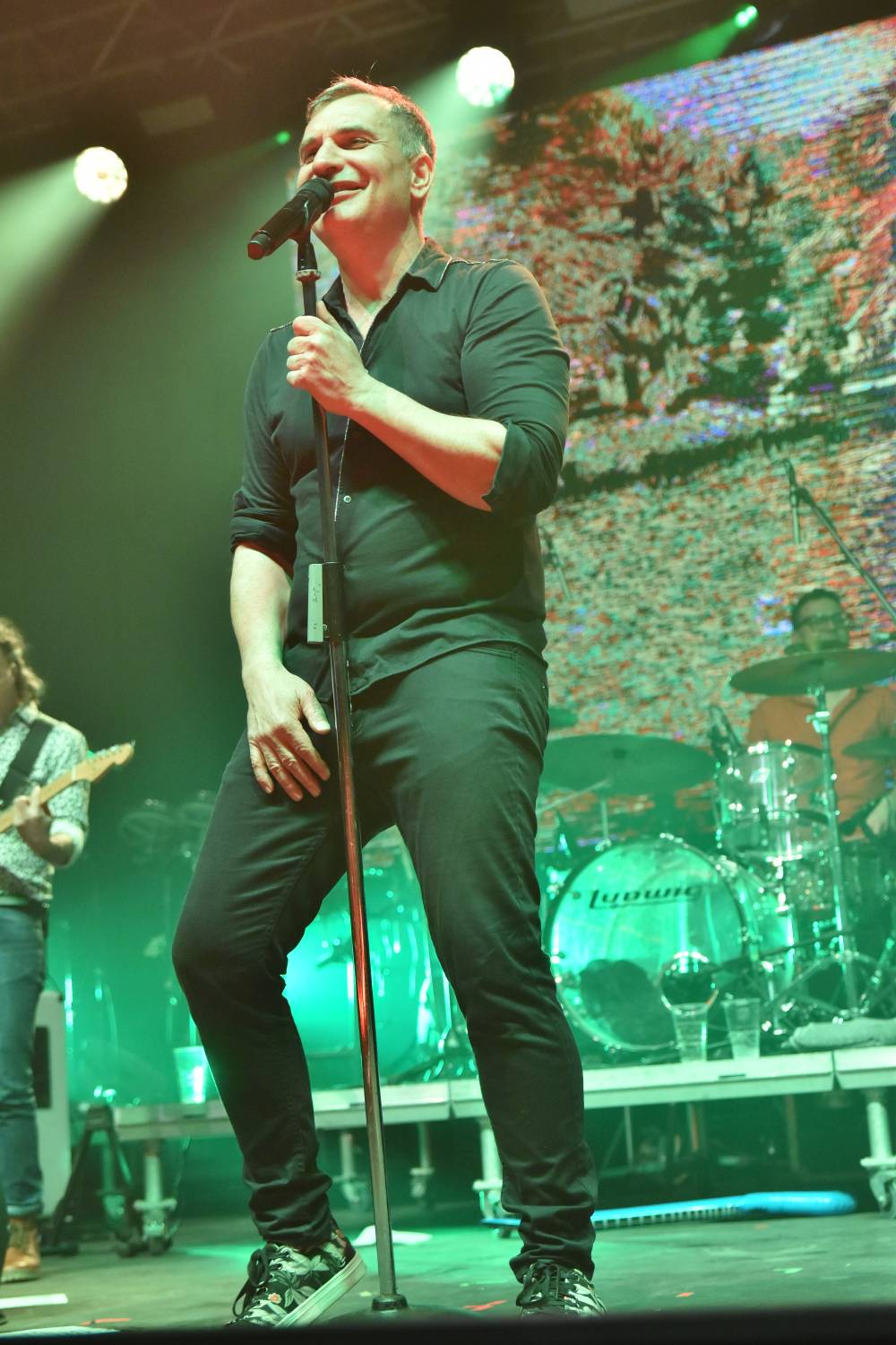 Žebřík 2021 - show, která trvala až do rána. Na pódiu řádili Xavier Baumaxa, Mig 21, Pražský výběr a Donnie Darko