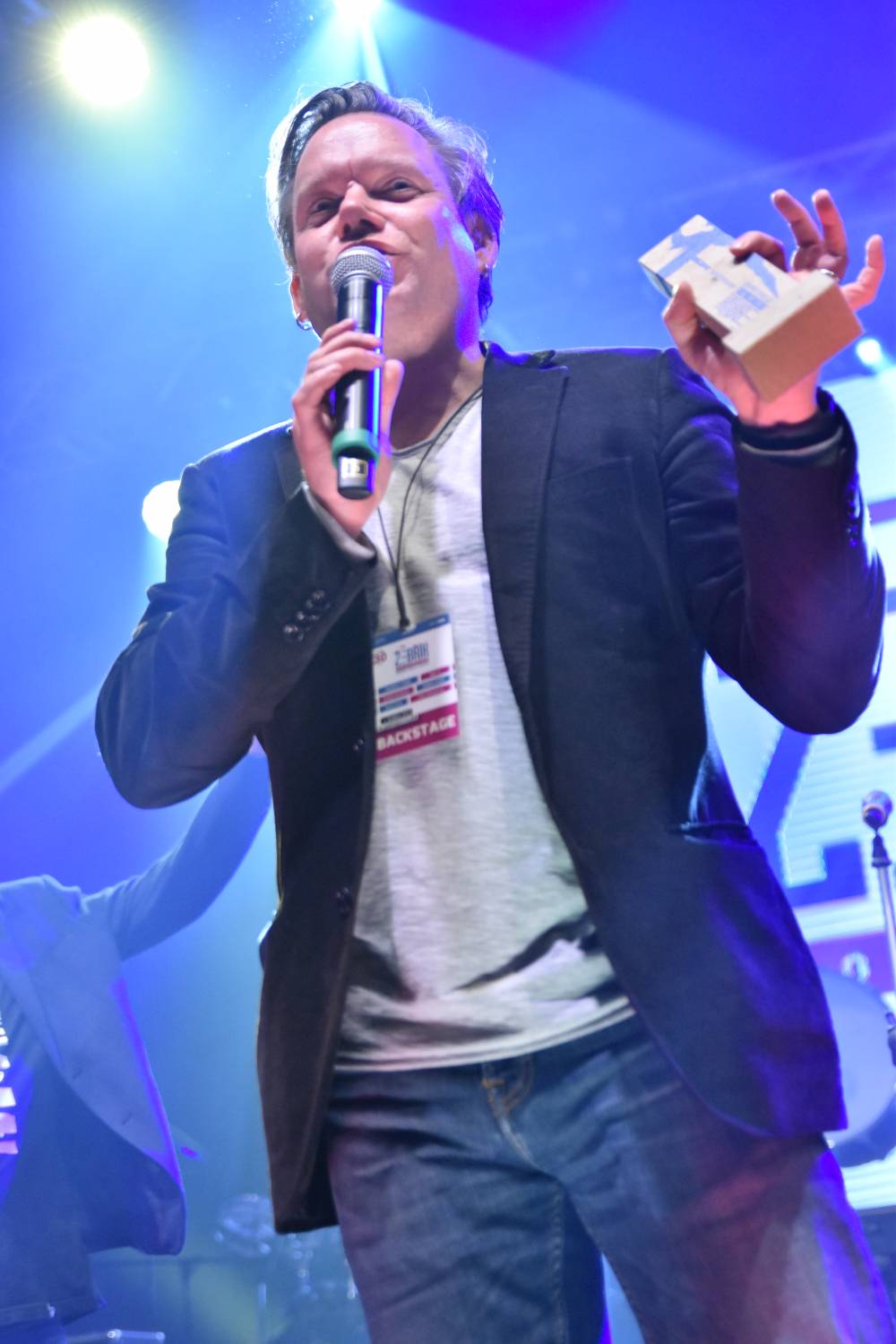 Žebřík 2021 - show, která trvala až do rána. Na pódiu řádili Xavier Baumaxa, Mig 21, Pražský výběr a Donnie Darko