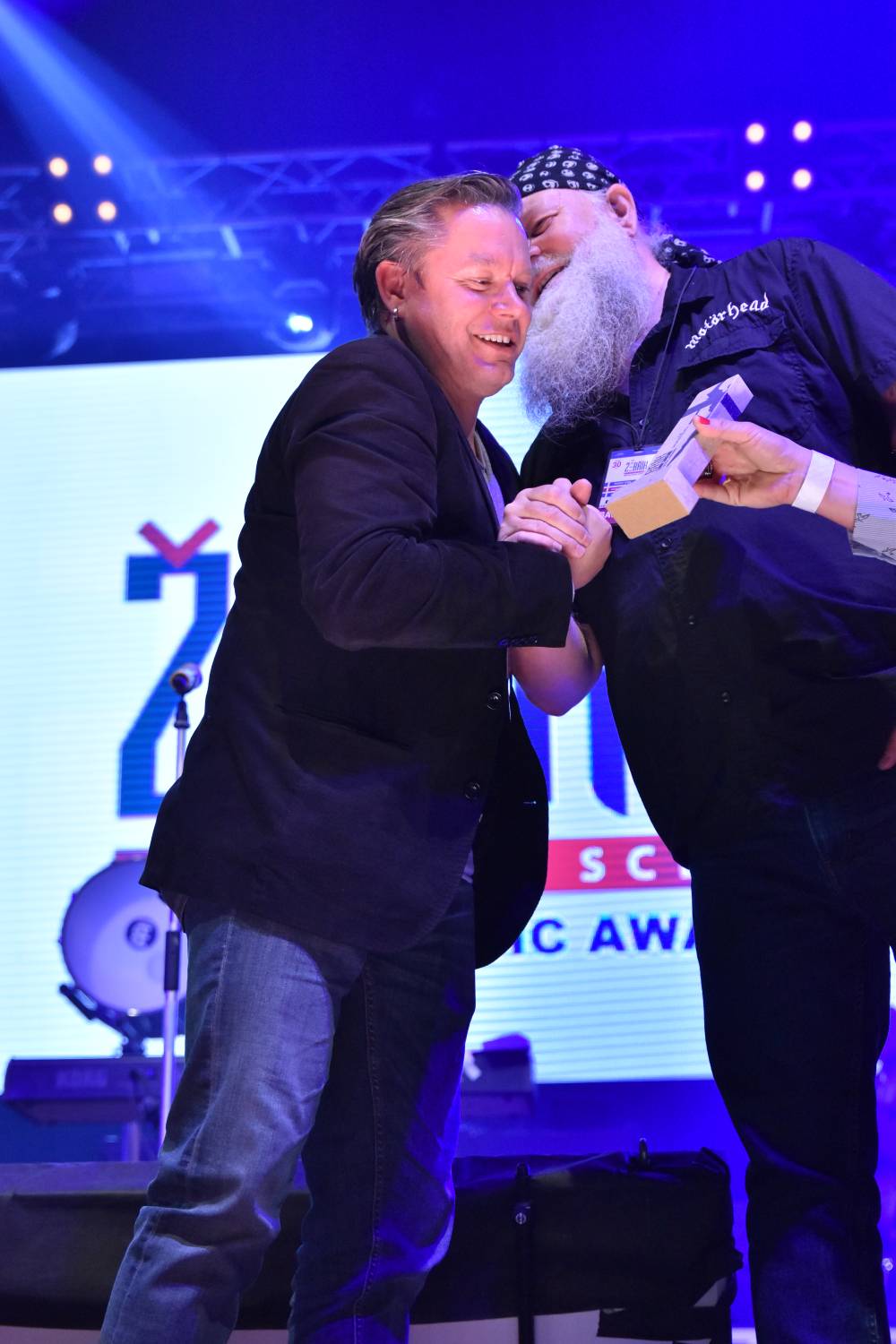 Žebřík 2021 - show, která trvala až do rána. Na pódiu řádili Xavier Baumaxa, Mig 21, Pražský výběr a Donnie Darko