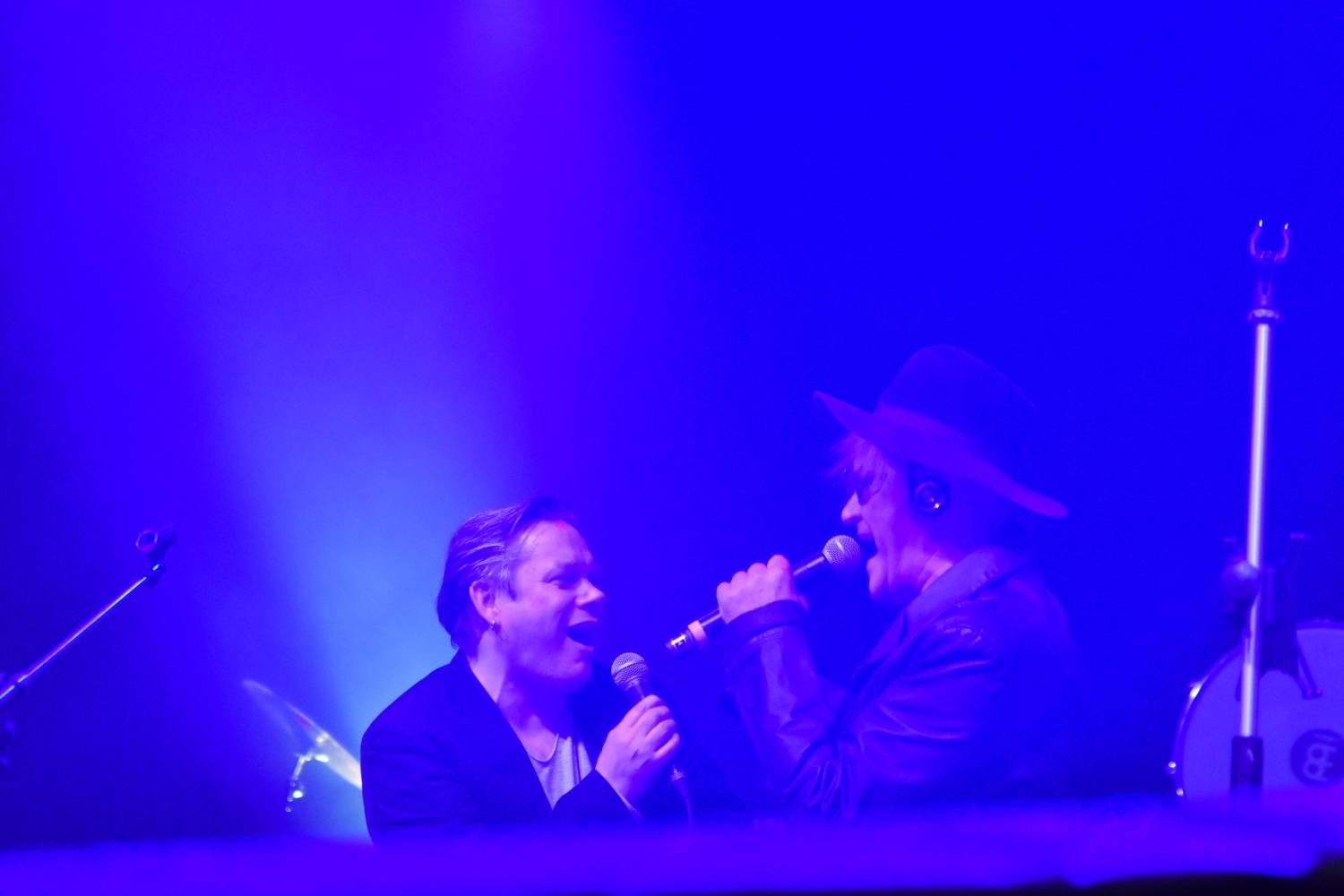 Žebřík 2021 - show, která trvala až do rána. Na pódiu řádili Xavier Baumaxa, Mig 21, Pražský výběr a Donnie Darko