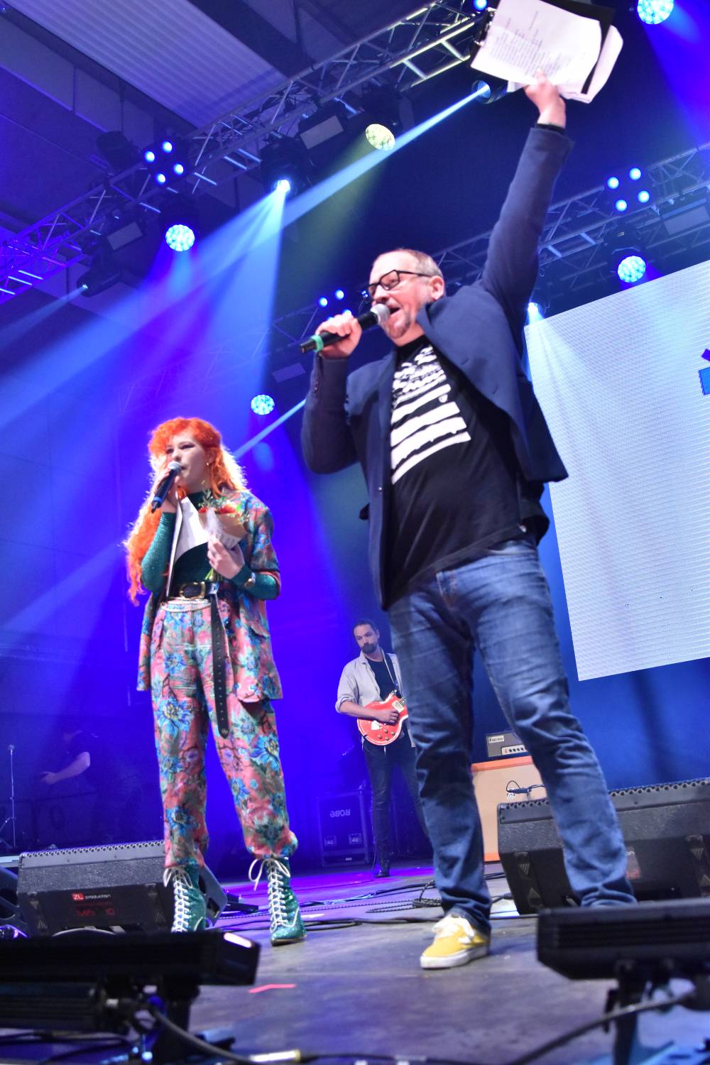 Žebřík 2021 - show, která trvala až do rána. Na pódiu řádili Xavier Baumaxa, Mig 21, Pražský výběr a Donnie Darko