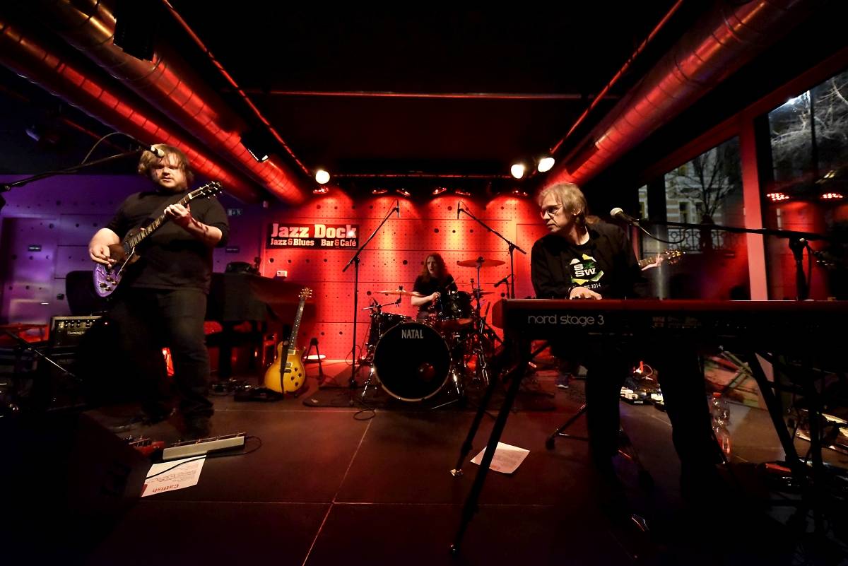 The Catfish, vítězové British Blues Awards, zahráli v pražském Jazz Docku