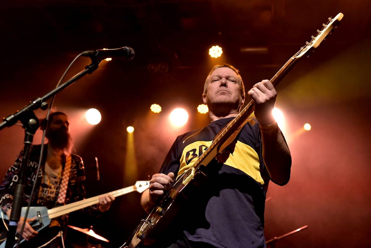 Pražská MeetFactory přivítala Red Bird Festival na podporu Ukrajiny, zahráli Jan Fic, Květy i Jakub König