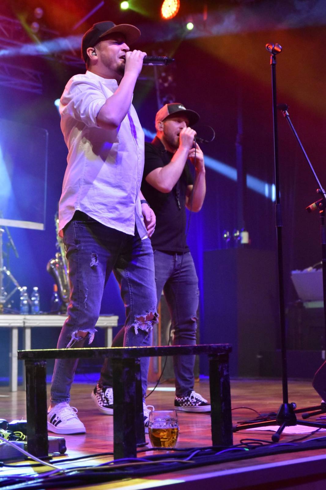 UDG připluli se svým Přístavem do Plzně, na palubu s sebou vzali Robina Mooda