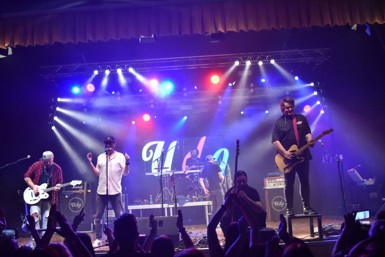 UDG připluli se svým Přístavem do Plzně, na palubu s sebou vzali Robina Mooda