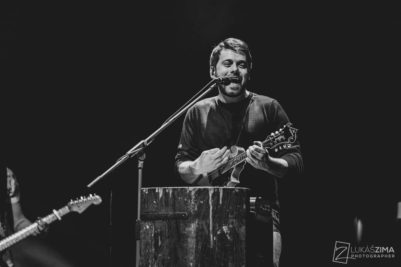 Ještě jednu noc. Kapela Jelen ovládla O2 universum, večer otevřela Kateřina Marie Tichá s Bandjeez