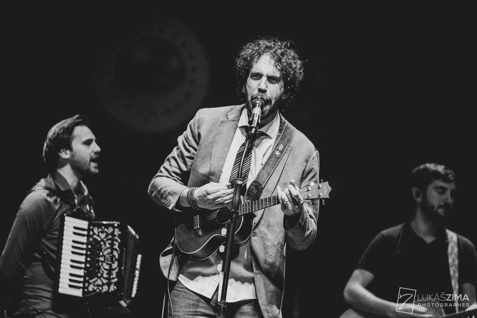 Ještě jednu noc. Kapela Jelen ovládla O2 universum, večer otevřela Kateřina Marie Tichá s Bandjeez