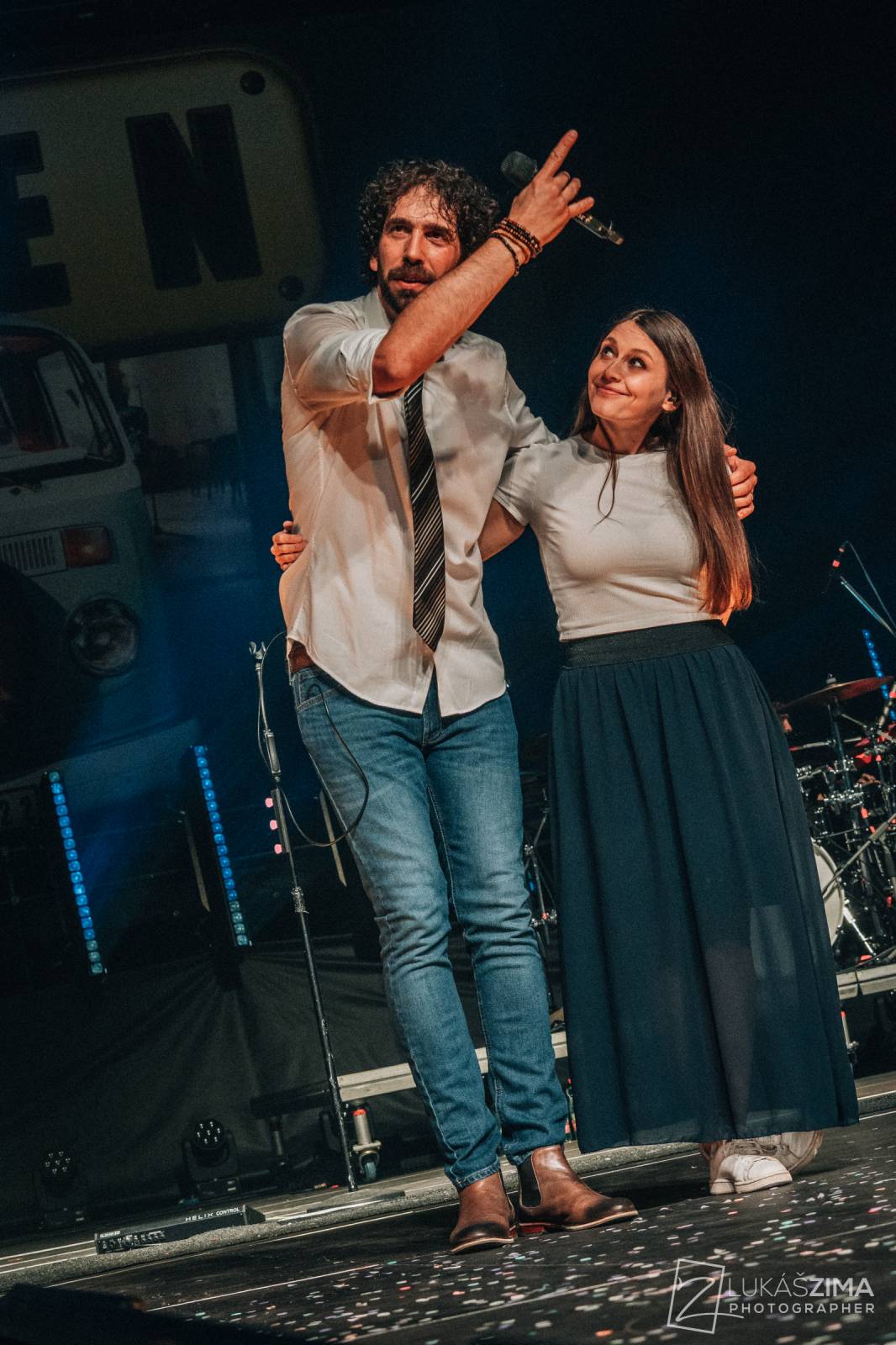 Ještě jednu noc. Kapela Jelen ovládla O2 universum, večer otevřela Kateřina Marie Tichá s Bandjeez