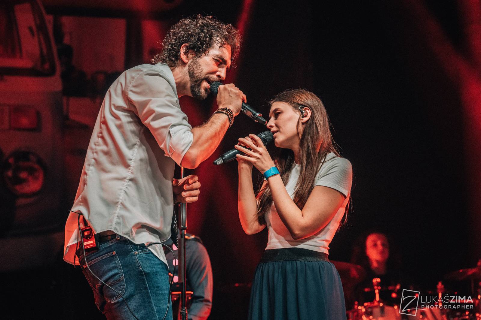 Ještě jednu noc. Kapela Jelen ovládla O2 universum, večer otevřela Kateřina Marie Tichá s Bandjeez