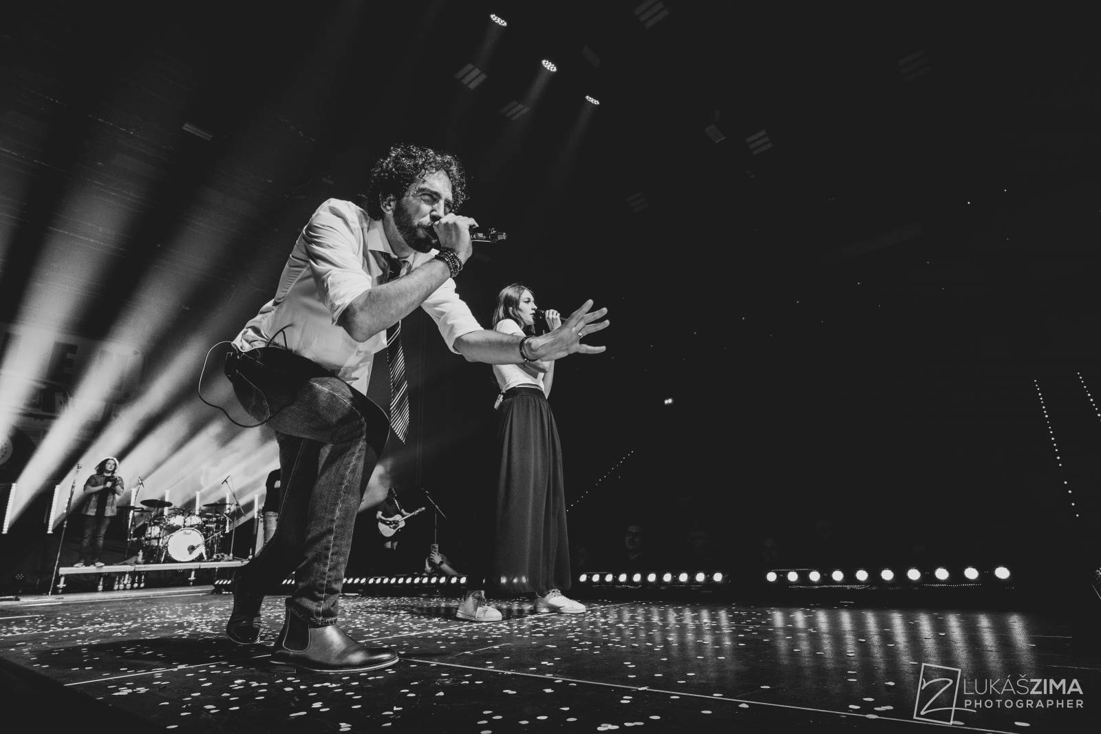 Ještě jednu noc. Kapela Jelen ovládla O2 universum, večer otevřela Kateřina Marie Tichá s Bandjeez