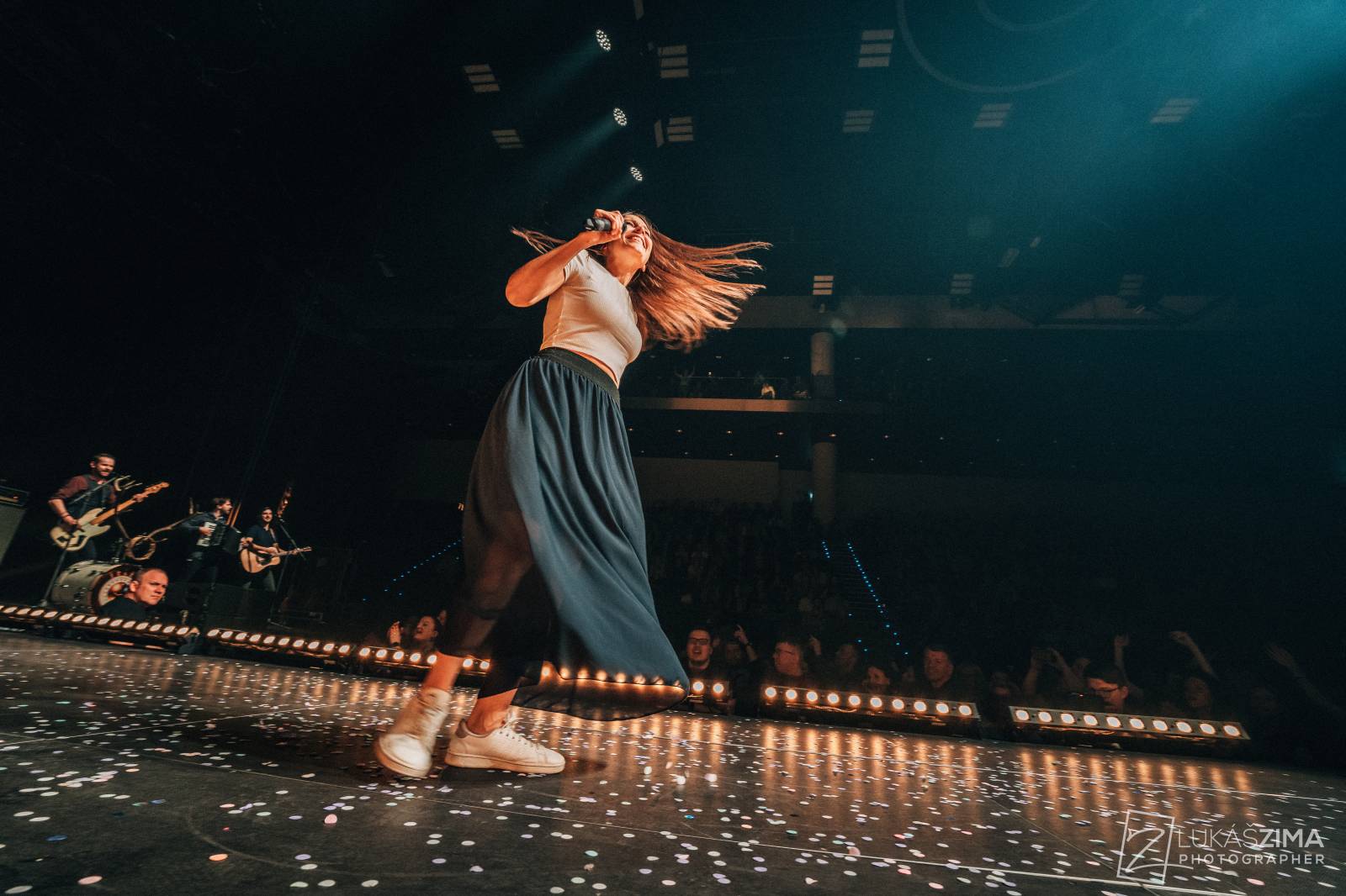 Ještě jednu noc. Kapela Jelen ovládla O2 universum, večer otevřela Kateřina Marie Tichá s Bandjeez