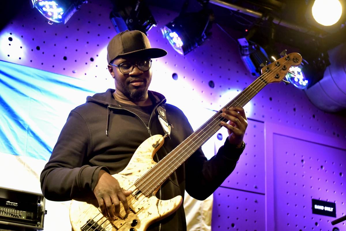 Pražským Jazz Dockem zněl elitní britský jazz s afro-jamajskými kořeny Camille George