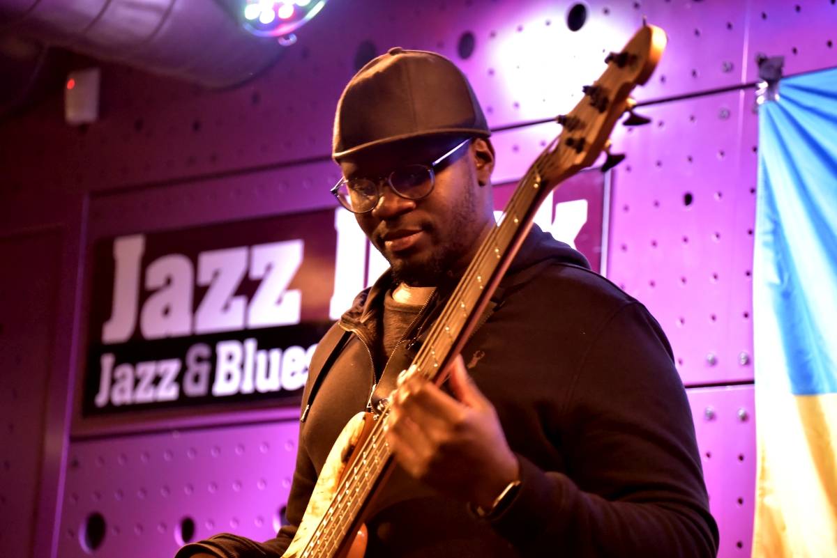 Pražským Jazz Dockem zněl elitní britský jazz s afro-jamajskými kořeny Camille George