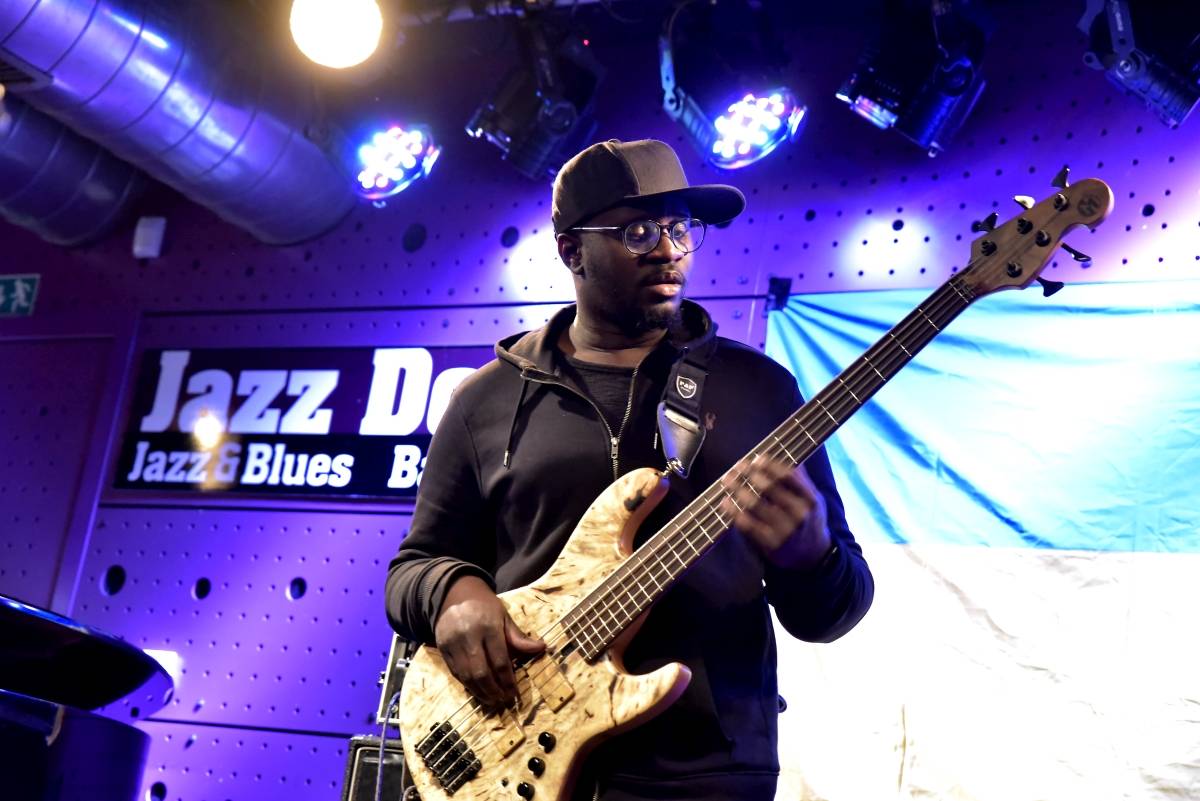 Pražským Jazz Dockem zněl elitní britský jazz s afro-jamajskými kořeny Camille George