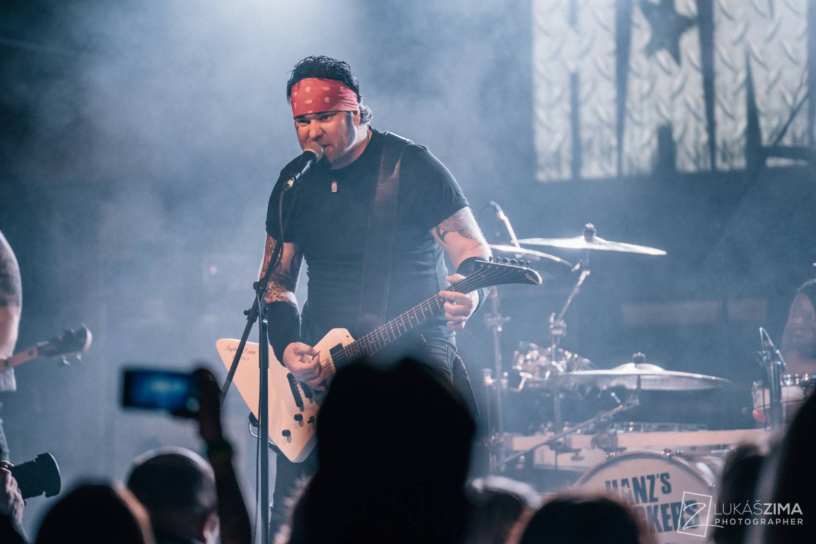 Harlej zaplnil kulturní dům v Čelákovicích, přes řev fanoušků nebylo slyšet vlastních myšlenek