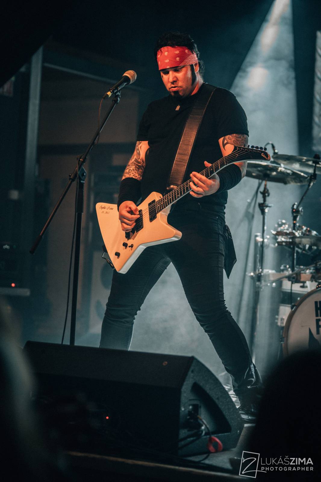 Harlej zaplnil kulturní dům v Čelákovicích, přes řev fanoušků nebylo slyšet vlastních myšlenek