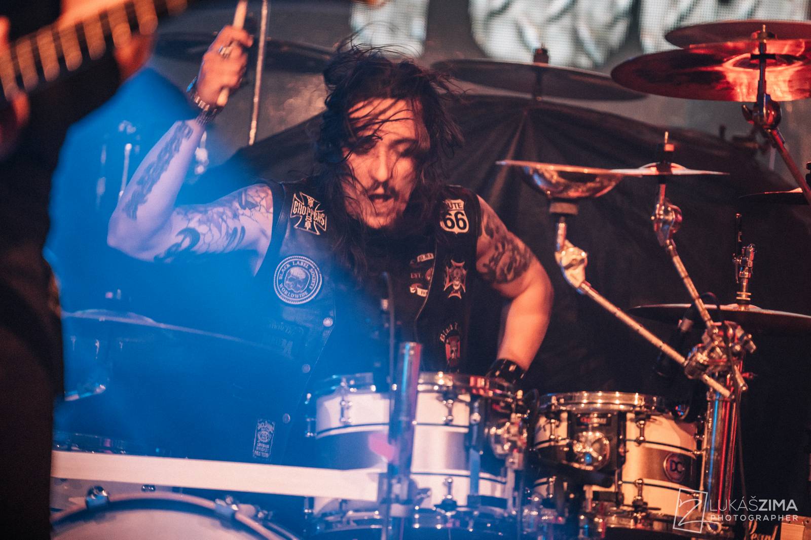 Harlej zaplnil kulturní dům v Čelákovicích, přes řev fanoušků nebylo slyšet vlastních myšlenek