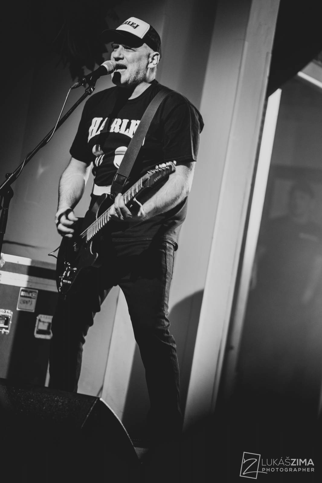 Harlej zaplnil kulturní dům v Čelákovicích, přes řev fanoušků nebylo slyšet vlastních myšlenek