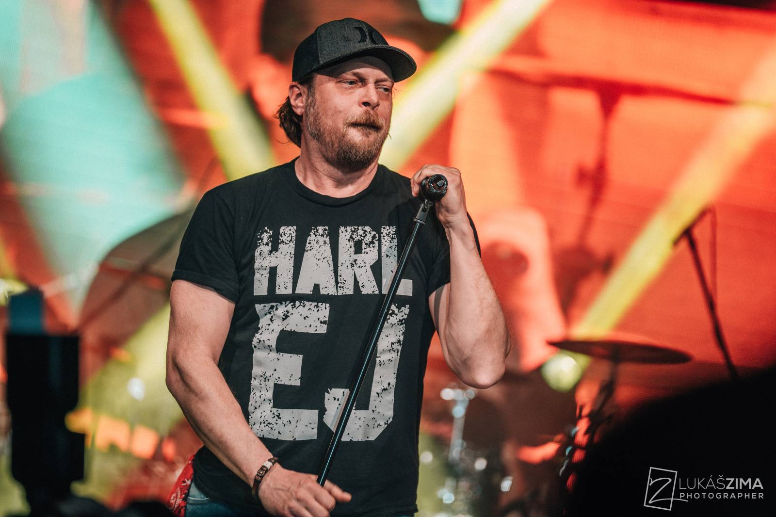 Harlej zaplnil kulturní dům v Čelákovicích, přes řev fanoušků nebylo slyšet vlastních myšlenek