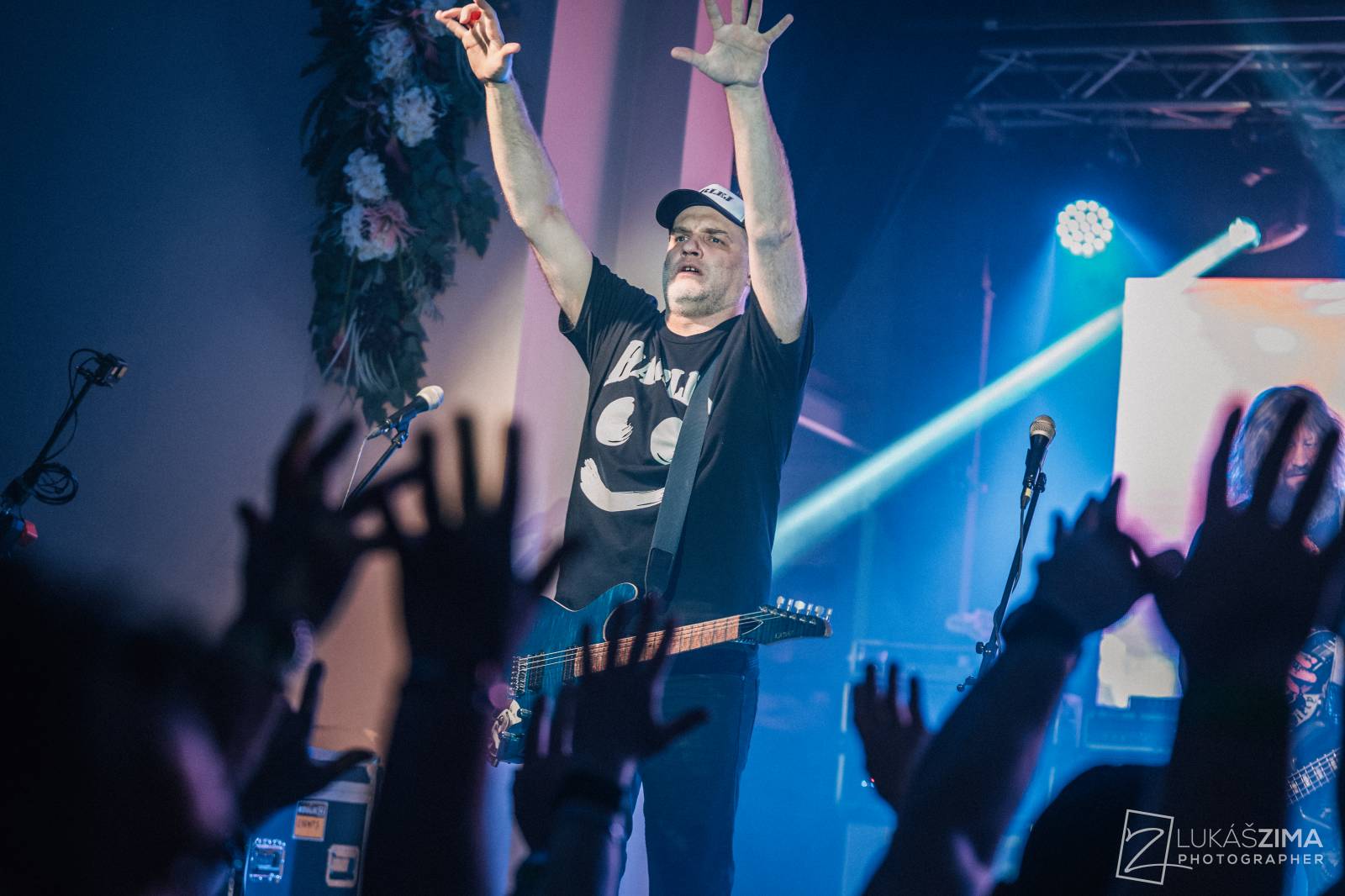 Harlej zaplnil kulturní dům v Čelákovicích, přes řev fanoušků nebylo slyšet vlastních myšlenek