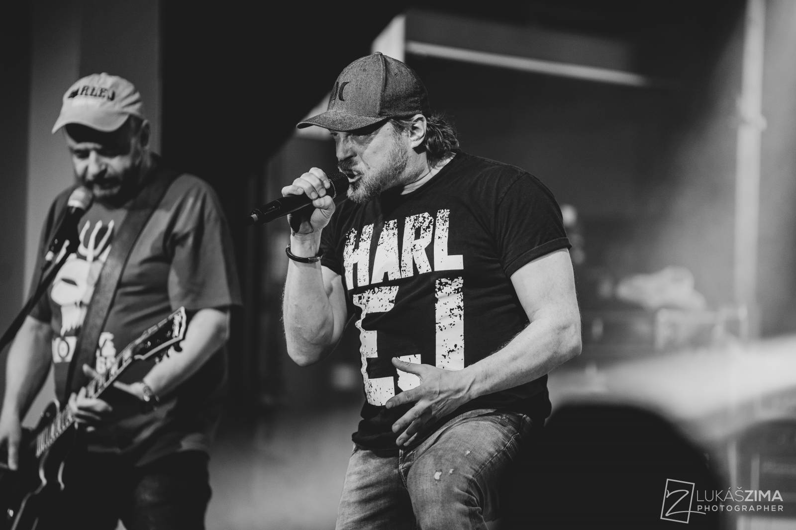 Harlej zaplnil kulturní dům v Čelákovicích, přes řev fanoušků nebylo slyšet vlastních myšlenek