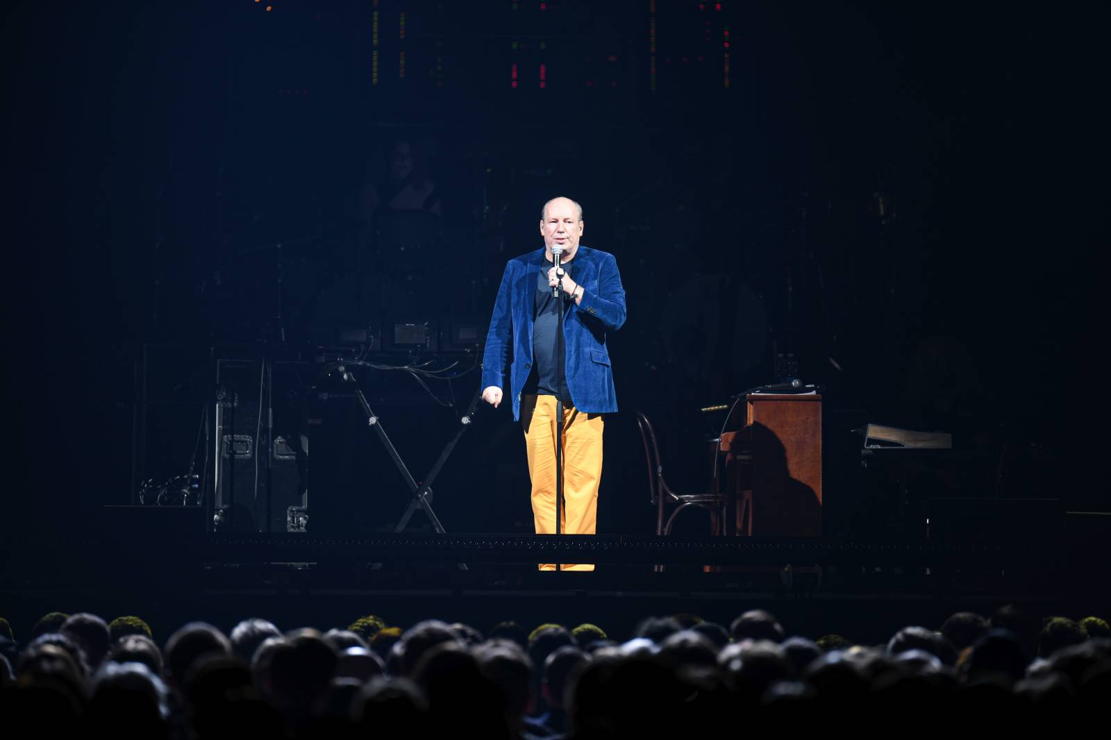 Hans Zimmer se vrátil do O2 areny. Zazněly slavné melodie z Pirátů z Karibiku nebo Jamese Bonda