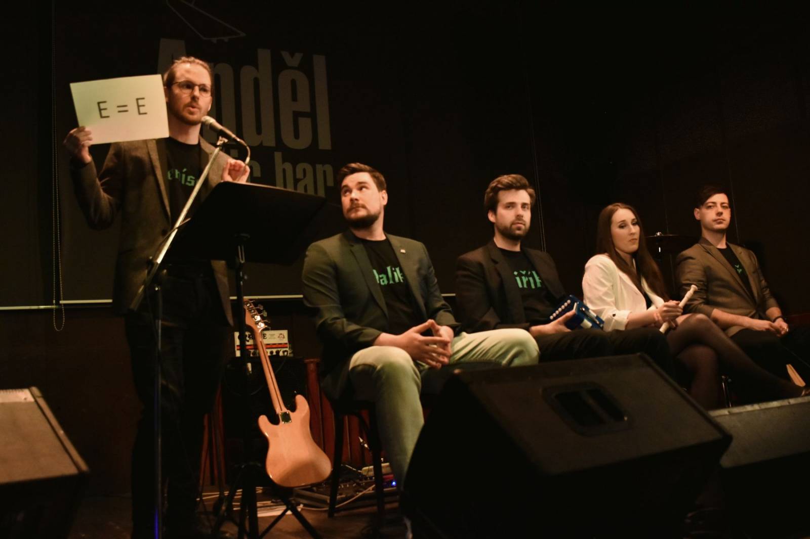 Petr Soukup s Jiřím Vidasovem dovezli do Plzně teorii triviality a absurdity i desku Thrash Metal 