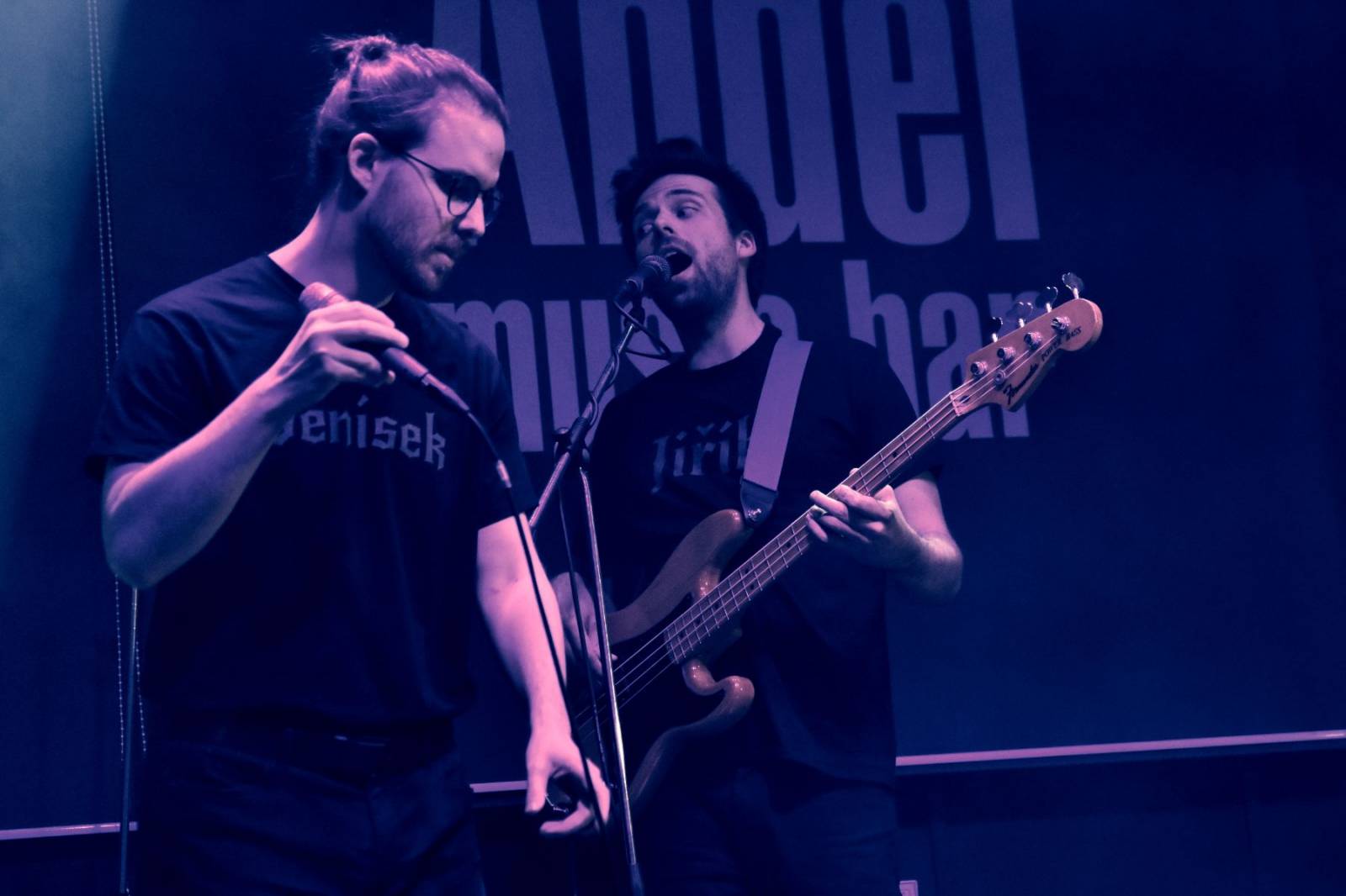 Petr Soukup s Jiřím Vidasovem dovezli do Plzně teorii triviality a absurdity i desku Thrash Metal 