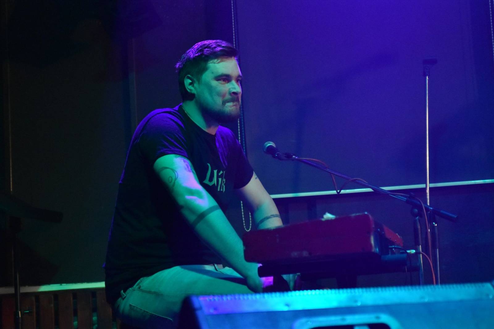 Petr Soukup s Jiřím Vidasovem dovezli do Plzně teorii triviality a absurdity i desku Thrash Metal 