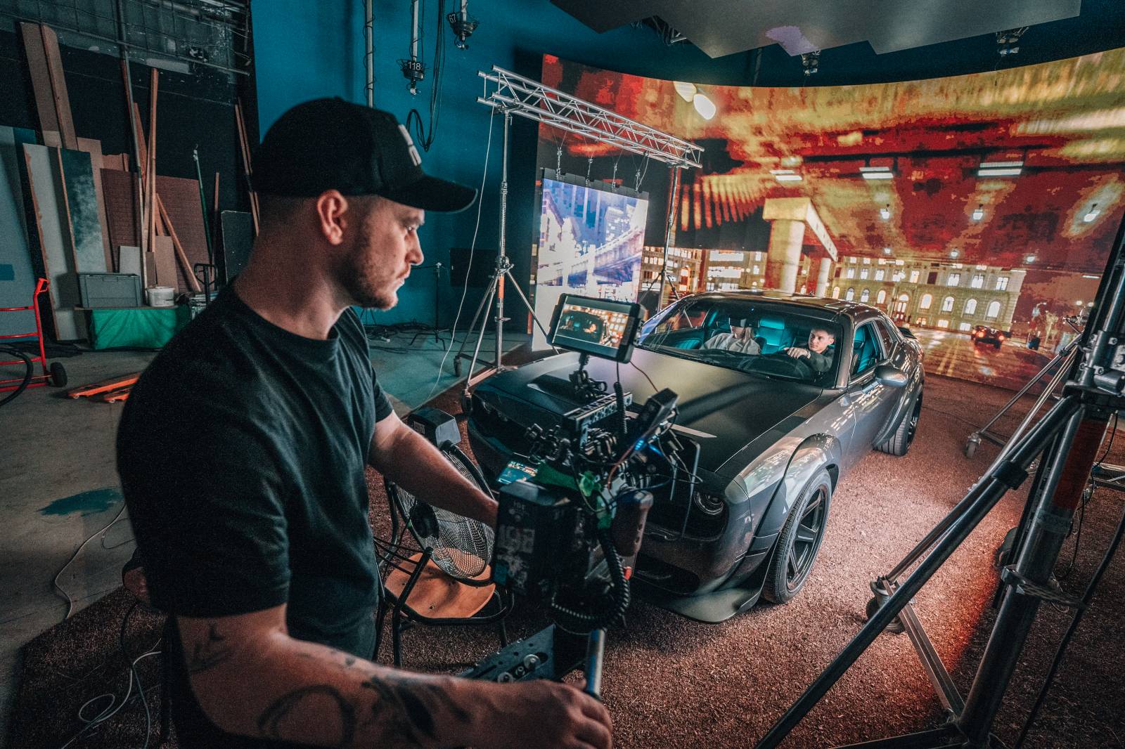 Sebastian natáčel nový videoklip, singl Tvý jméno dostane vizuál jako z amerického filmu