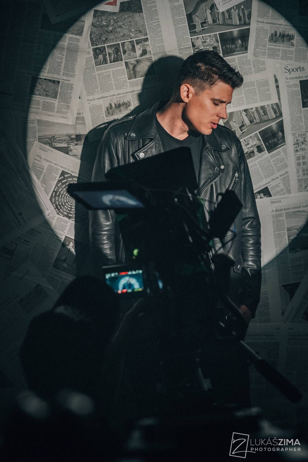 Sebastian natáčel nový videoklip, singl Tvý jméno dostane vizuál jako z amerického filmu