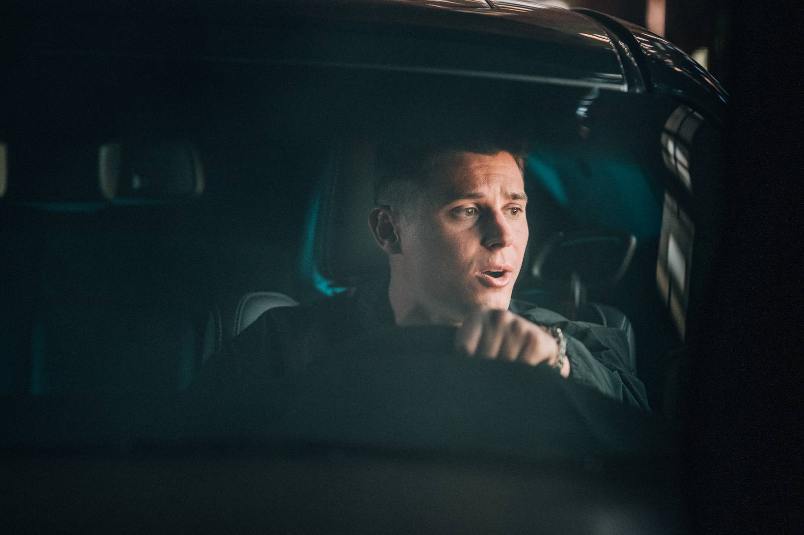 Sebastian natáčel nový videoklip, singl Tvý jméno dostane vizuál jako z amerického filmu