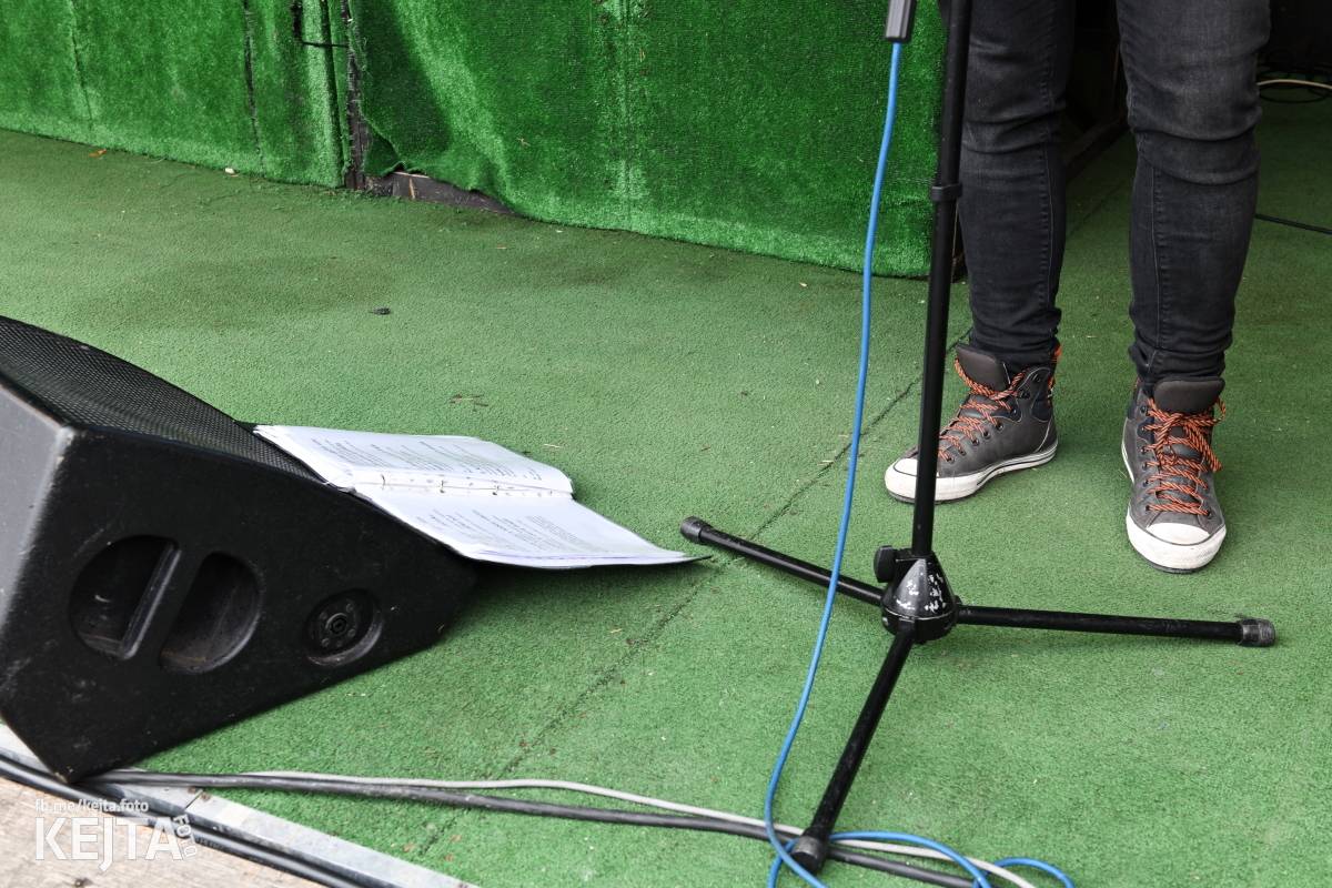 Přehlídka čír začala: V Modré Vopici zahráli Pořád stejně, Bez šance, Reckless a další