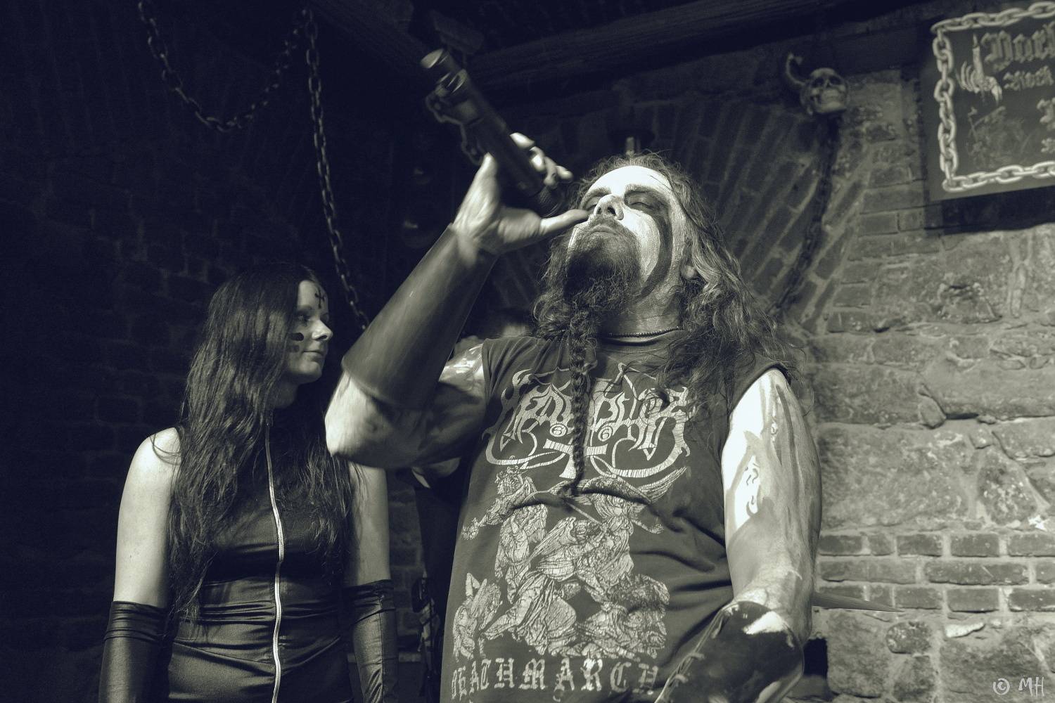 Do plzeňského Parlamentu se sjeli blackmetalisté, zahráli Nocturnal Obeisance, Sukkhu i Blutsturm