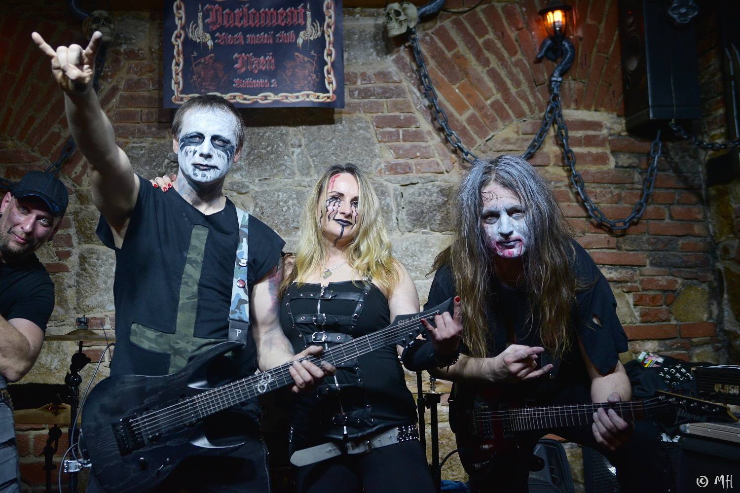 Do plzeňského Parlamentu se sjeli blackmetalisté, zahráli Nocturnal Obeisance, Sukkhu i Blutsturm