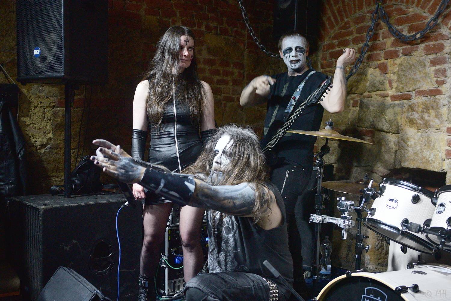 Do plzeňského Parlamentu se sjeli blackmetalisté, zahráli Nocturnal Obeisance, Sukkhu i Blutsturm