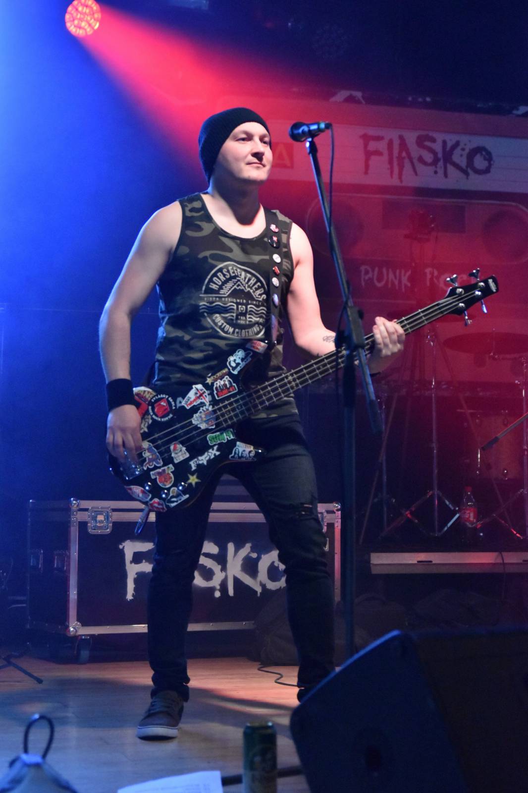 Adys doma v Klatovech představili Lopaty POPu. Album pokřtil Petr Lebeda, zahráli Fiasko a Vojtaano