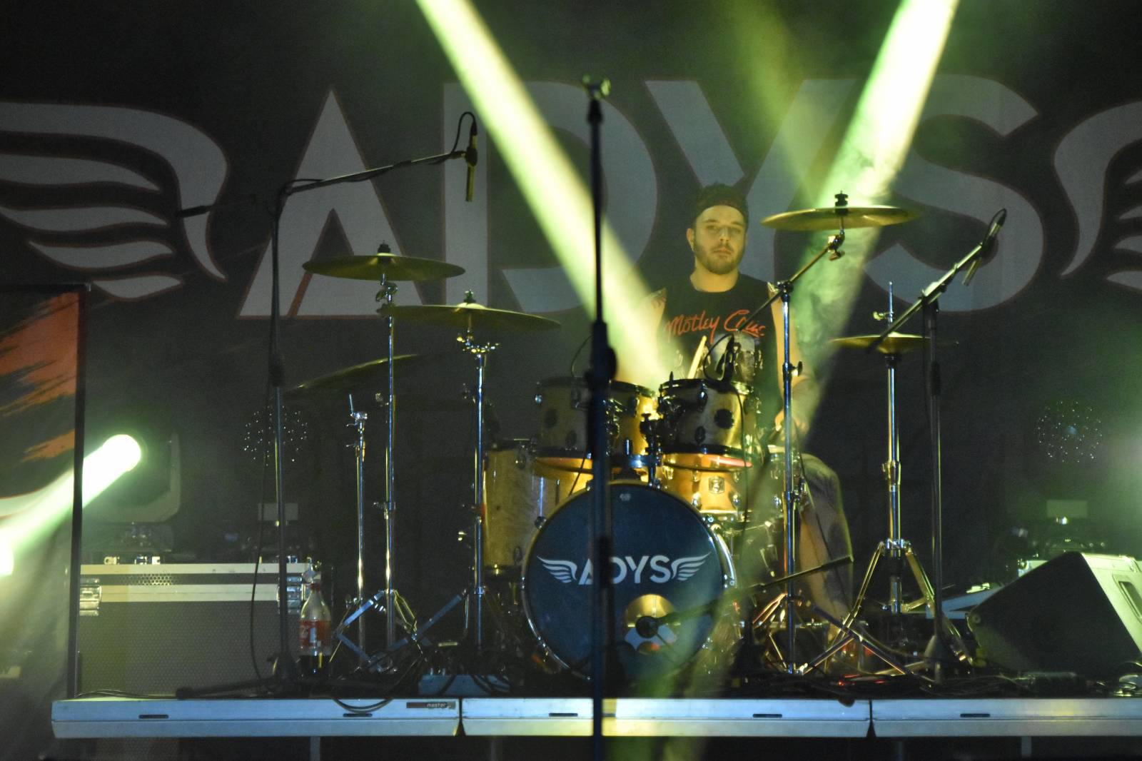 Adys doma v Klatovech představili Lopaty POPu. Album pokřtil Petr Lebeda, zahráli Fiasko a Vojtaano