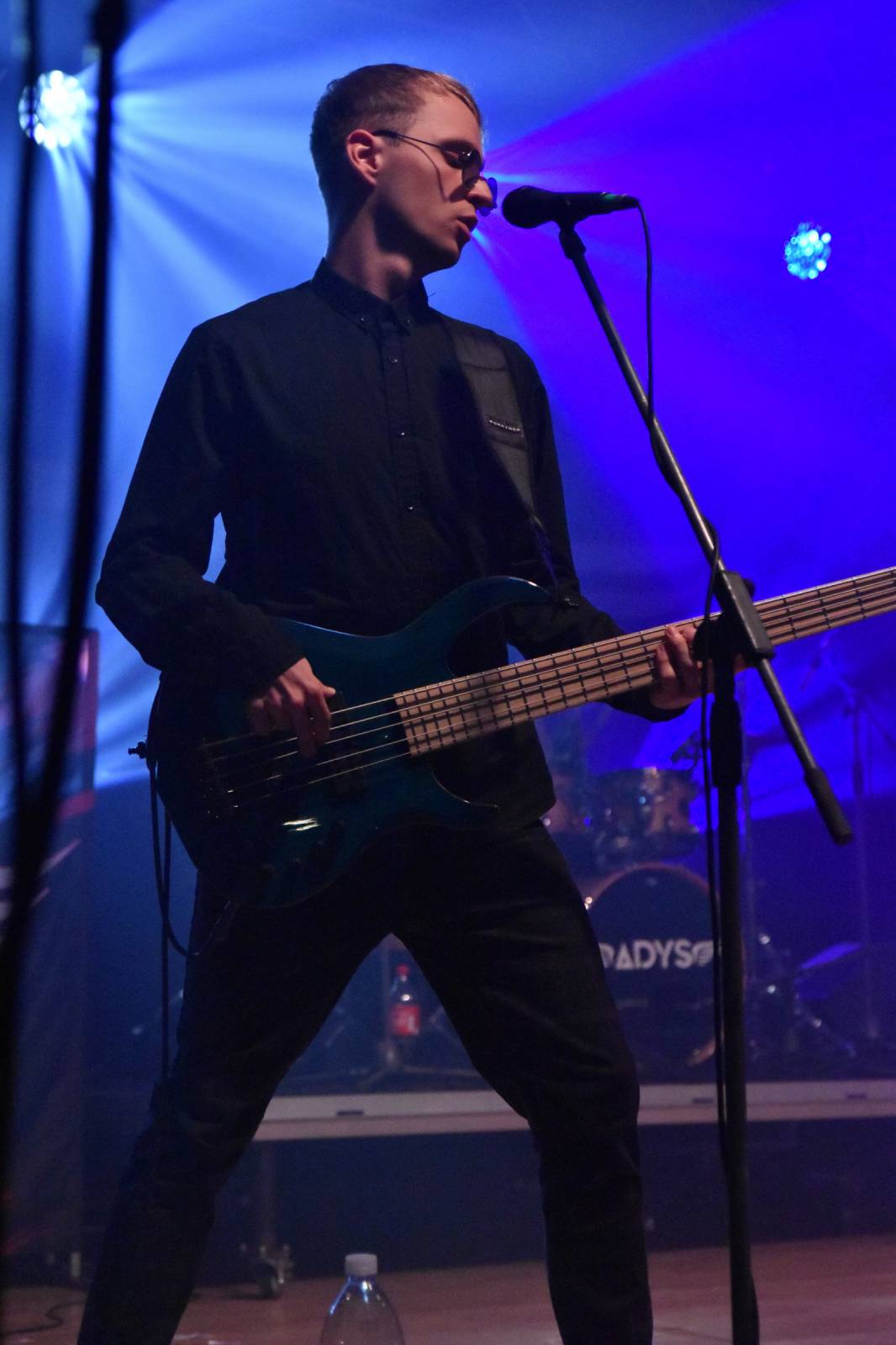 Adys doma v Klatovech představili Lopaty POPu. Album pokřtil Petr Lebeda, zahráli Fiasko a Vojtaano