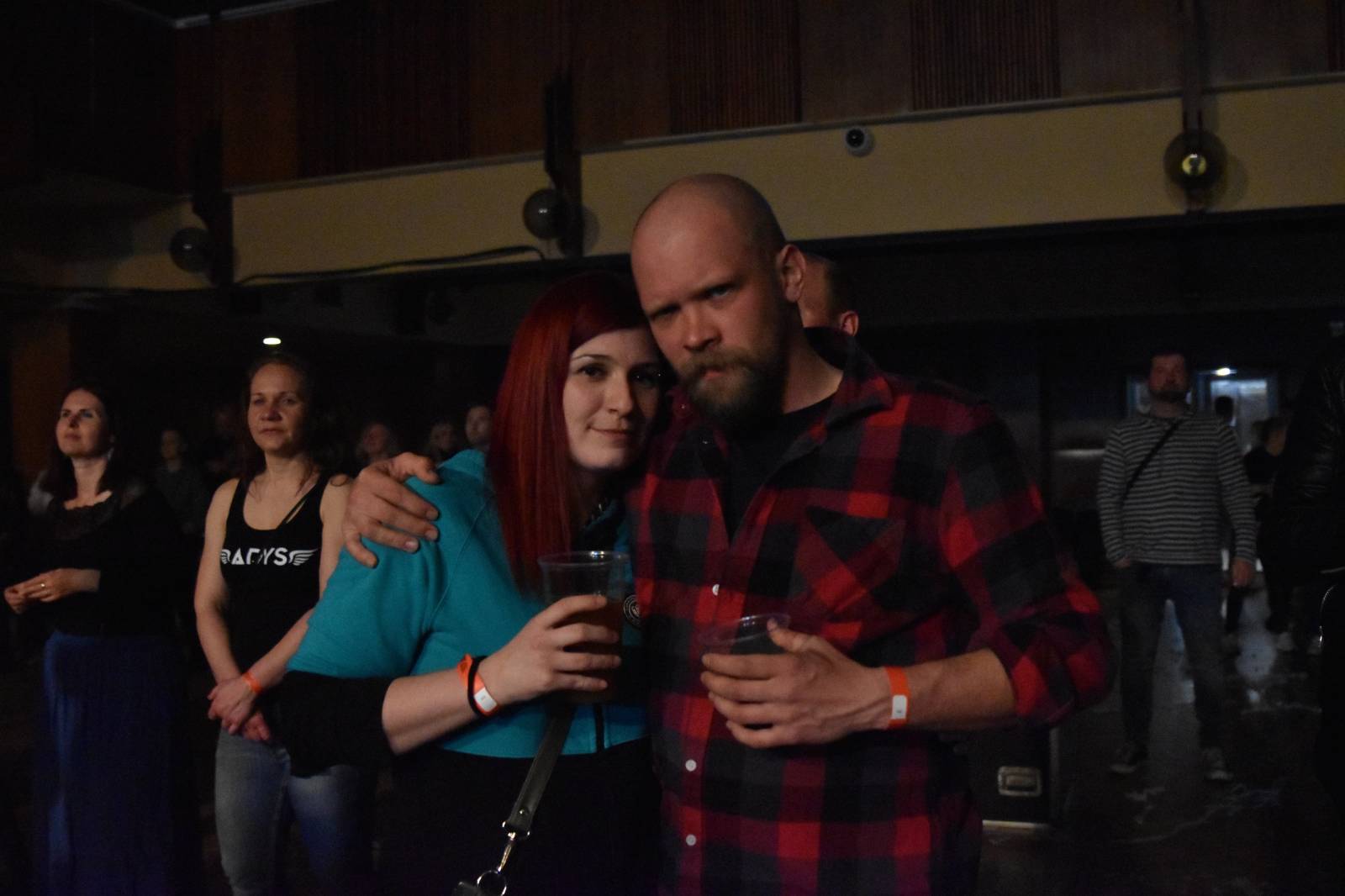 Adys doma v Klatovech představili Lopaty POPu. Album pokřtil Petr Lebeda, zahráli Fiasko a Vojtaano