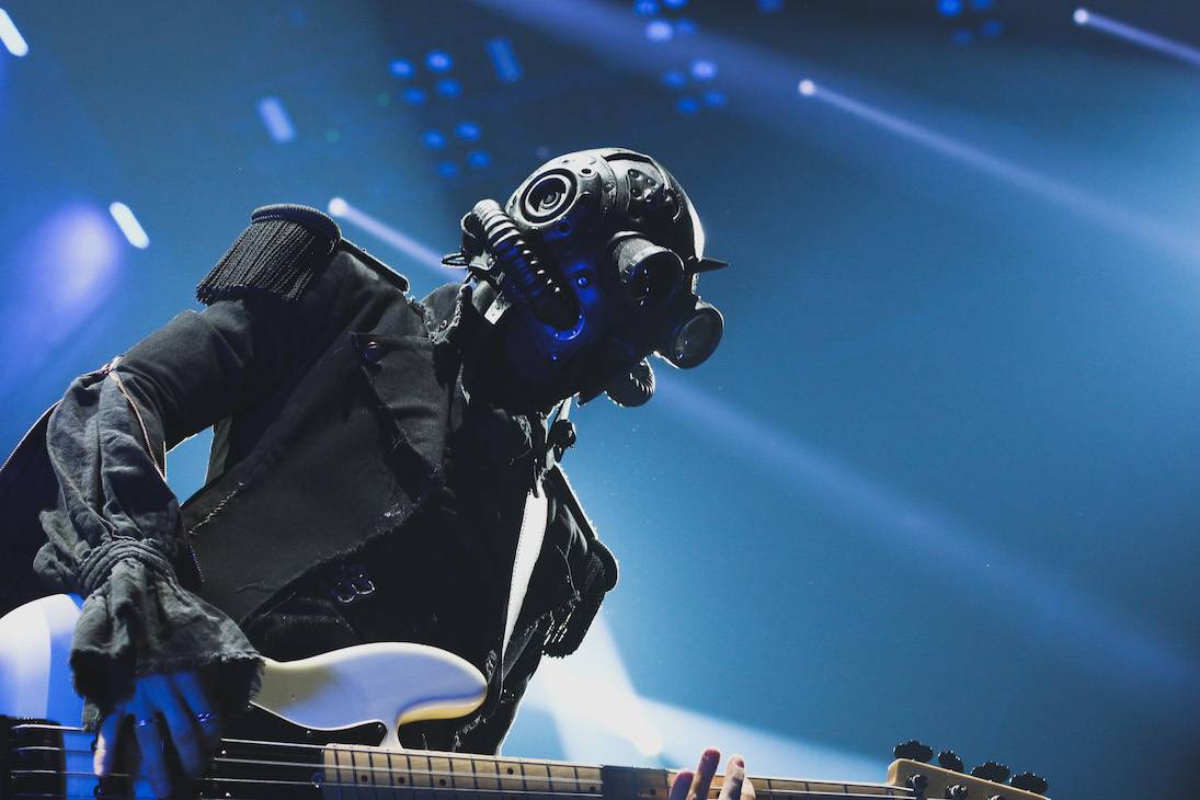 Ghost předvedli Praze spektakulární show, nechyběly nové masky, ani songy