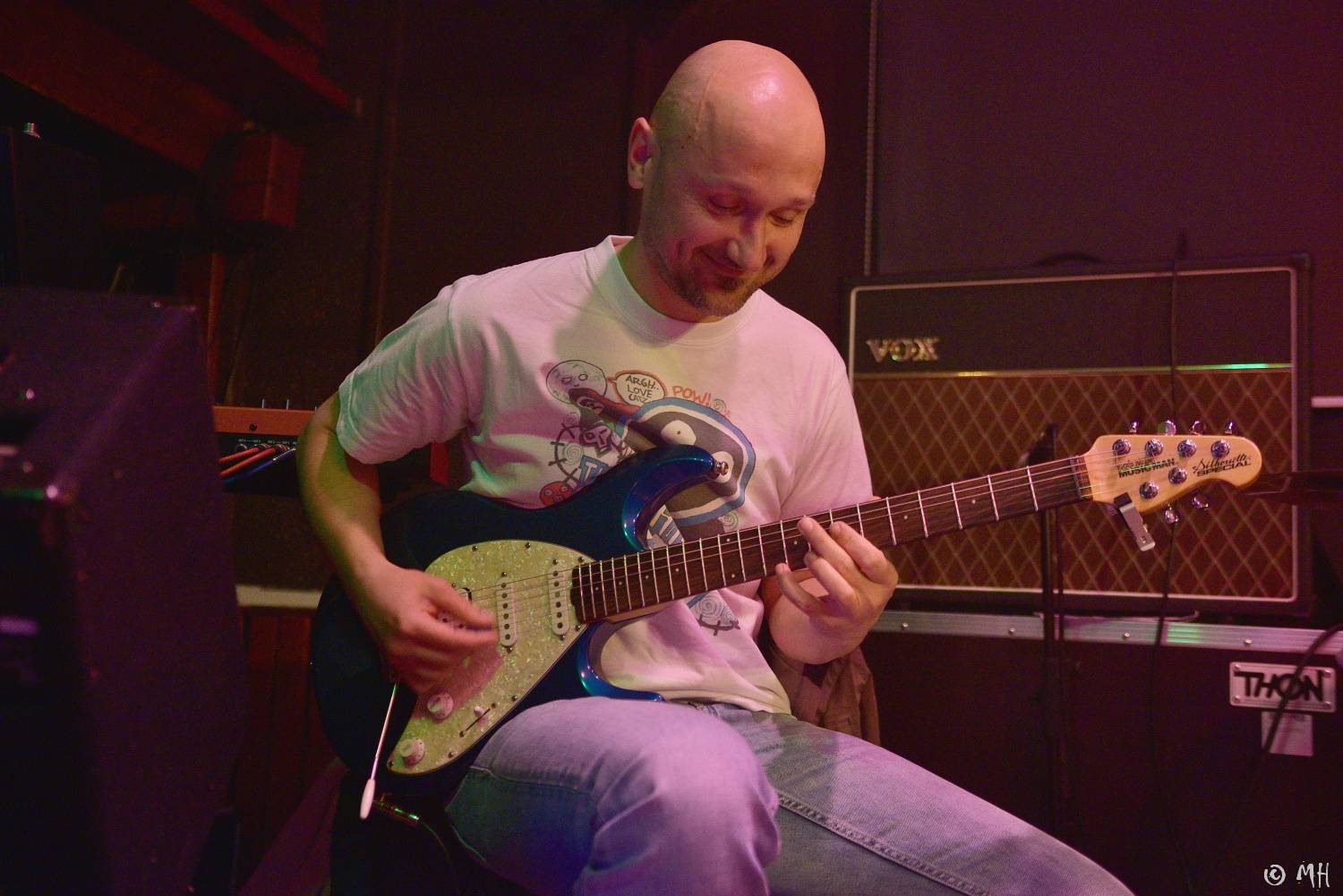 Absolutní neklid dostál svému názvu, v Plzni nechybělo ani pogování