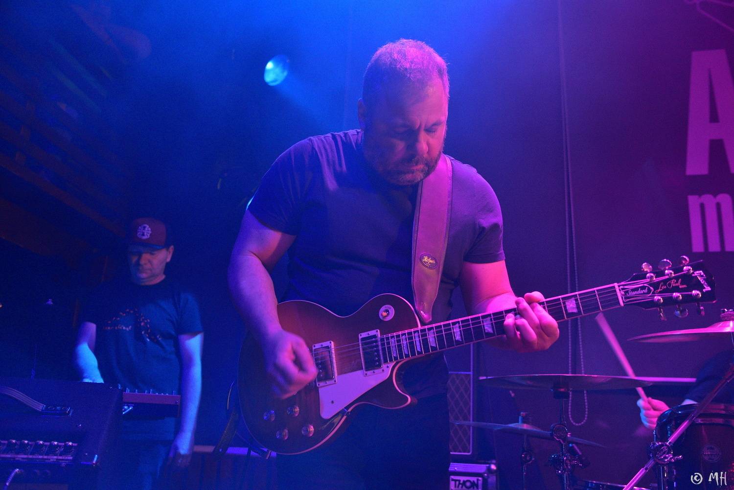 Absolutní neklid dostál svému názvu, v Plzni nechybělo ani pogování