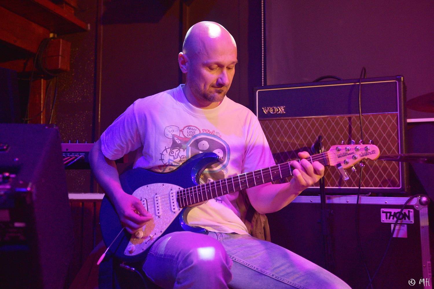 Absolutní neklid dostál svému názvu, v Plzni nechybělo ani pogování