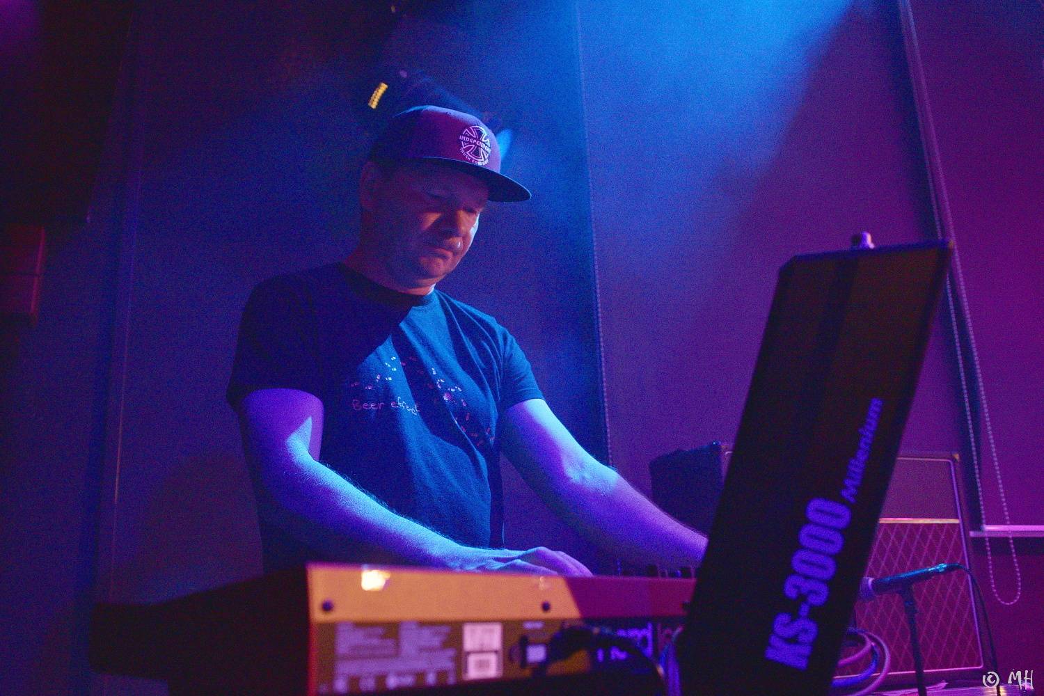 Absolutní neklid dostál svému názvu, v Plzni nechybělo ani pogování