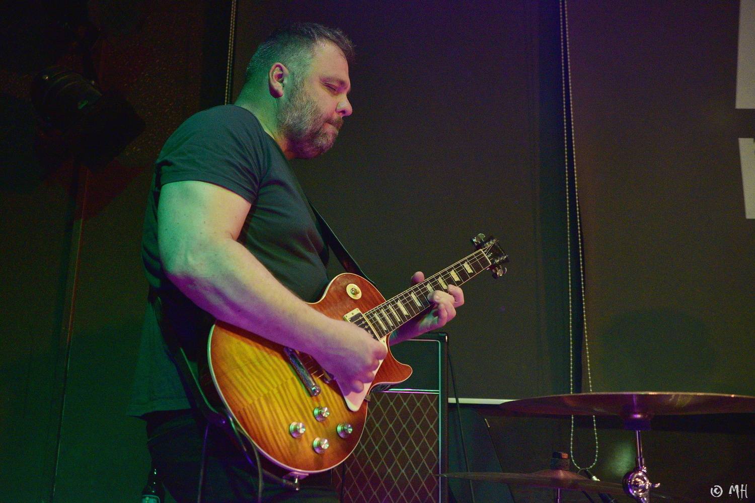 Absolutní neklid dostál svému názvu, v Plzni nechybělo ani pogování