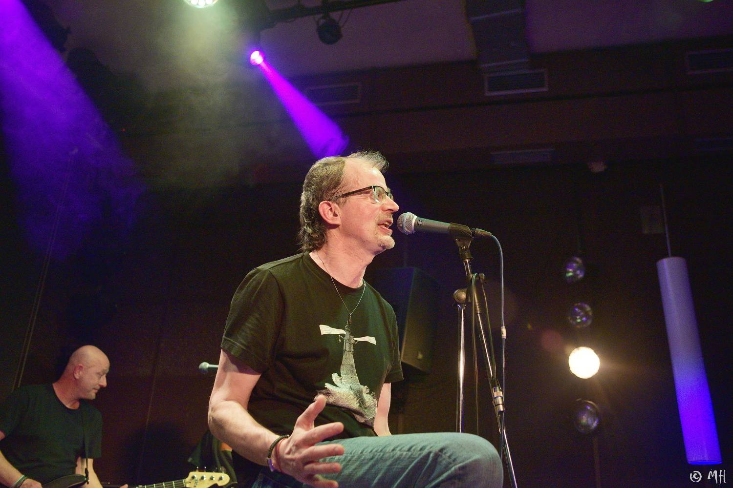 Absolutní neklid dostál svému názvu, v Plzni nechybělo ani pogování