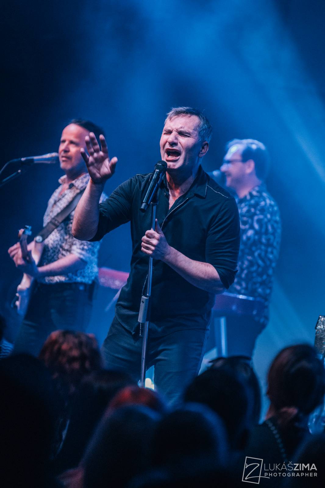 Mig 21 skončili jarní turné, v Praze chytali kalhotky a uklidňovali rvačku u pódia