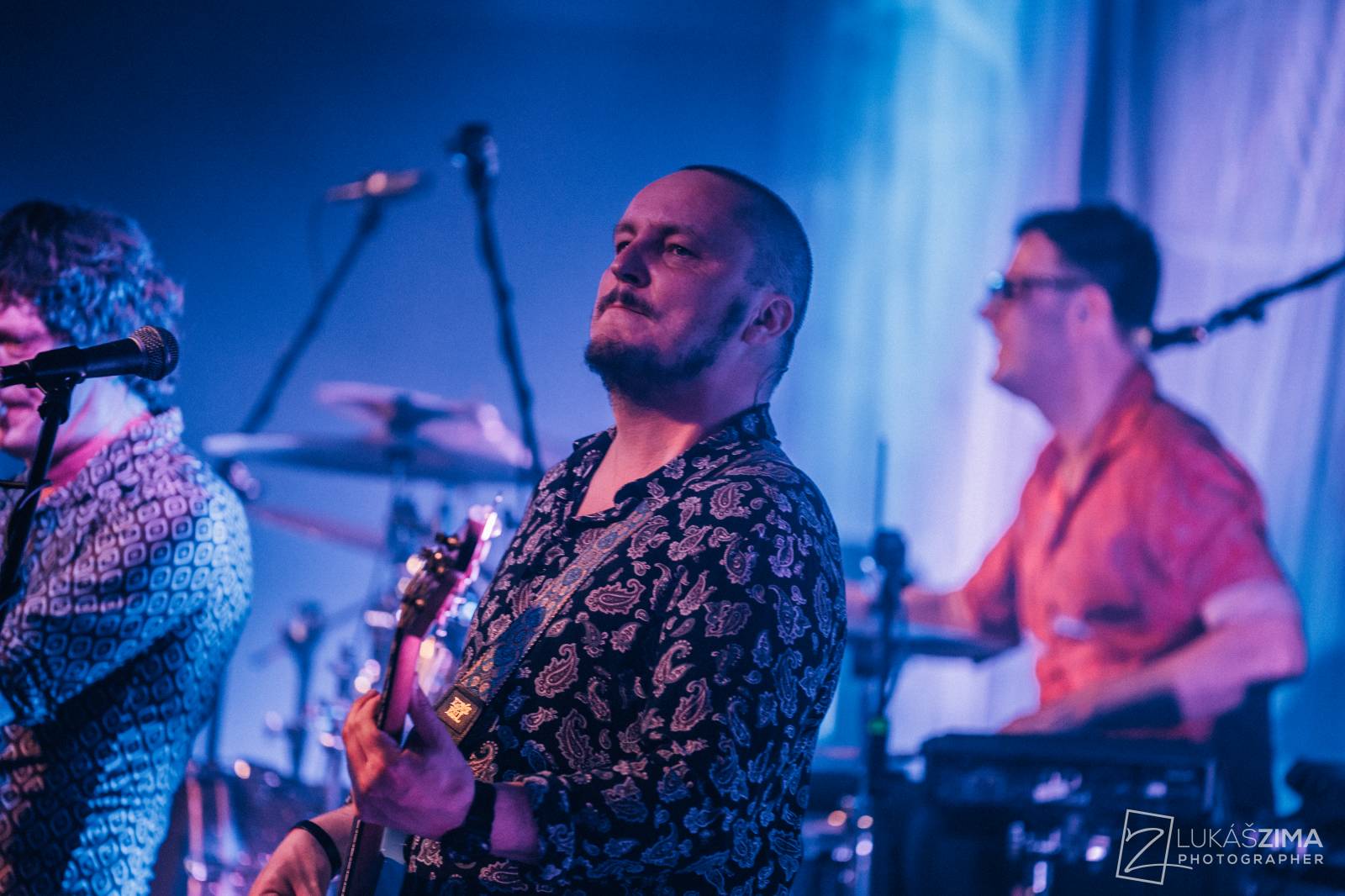 Mig 21 skončili jarní turné, v Praze chytali kalhotky a uklidňovali rvačku u pódia