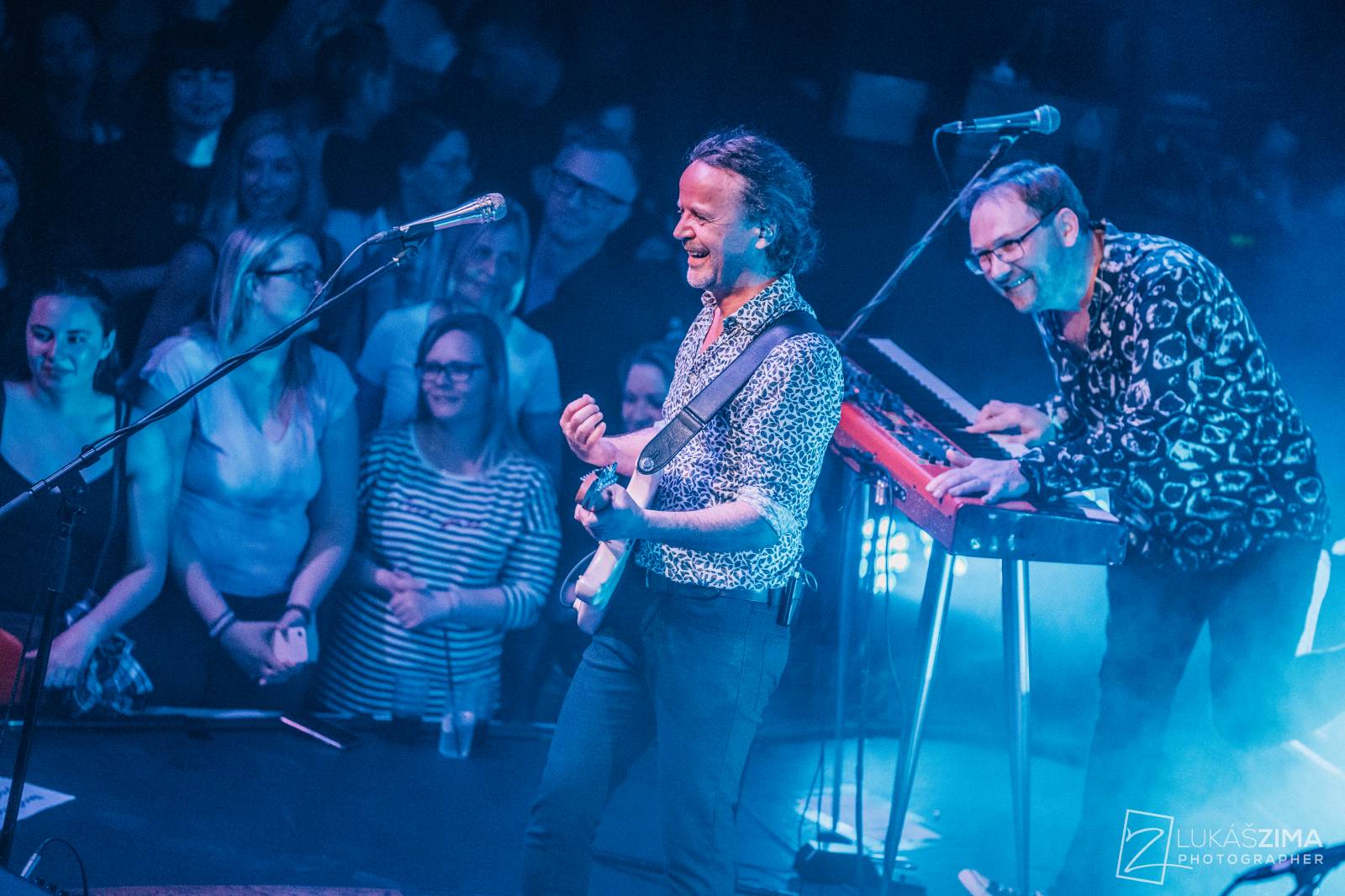 Mig 21 skončili jarní turné, v Praze chytali kalhotky a uklidňovali rvačku u pódia